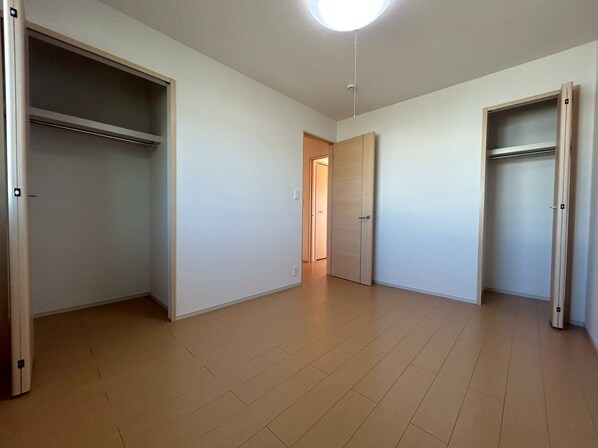 アウローラ玉手Ⅱ Aの物件内観写真